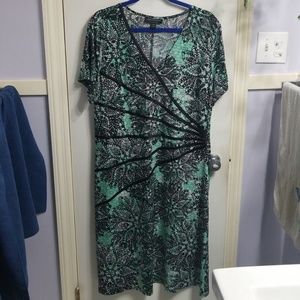 Euc. Short sleeved dress.